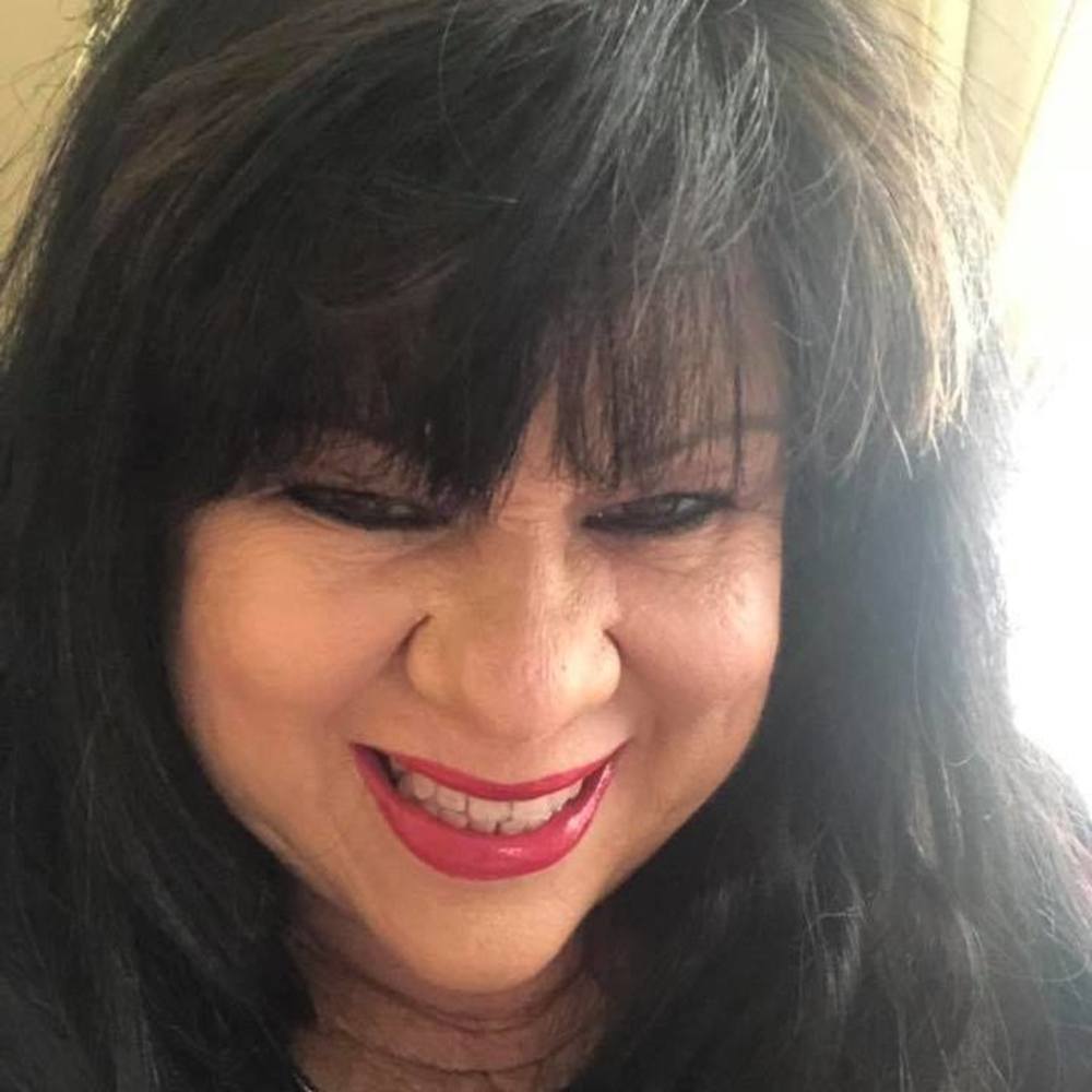 Meet your Posher, Miriam